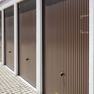 Garage in legno: sicurezza ed eleganza per custodire i tuoi veicoli