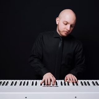 Dal palco dell’Ariston a quello di Grugliasco: arriva “...in quel di Sanremo”