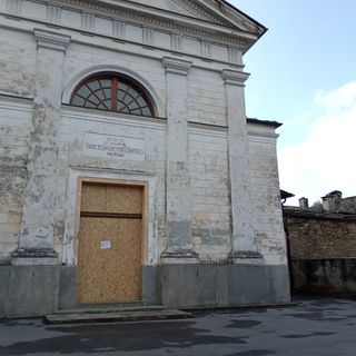 La chiesa di San Lorenzo ad Angrogna La chiesa di San Lorenzo ad Angrogna