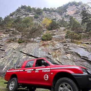 Soccorsi due cani lungo la ferrata del Vallone di Bourcet