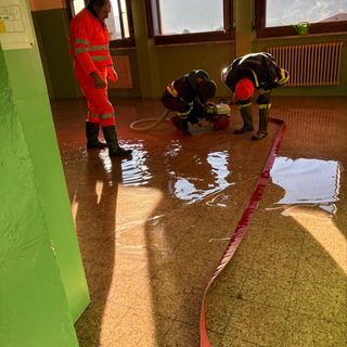 Scuola allagata a Torre Pellice: tutti a casa gli alunni delle elementari