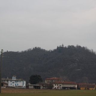 Uno scorcio della Rocca di Cavour