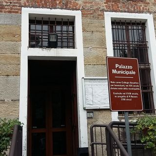 Il municipio di Cumiana