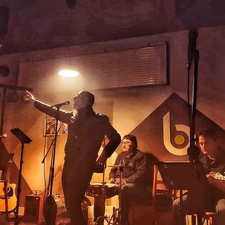 Bonny &amp; The Bad Garage Company