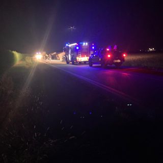 Incidente stradale con un bilico ribaltato nei pressi di Vigone