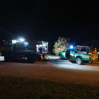 Aib e Vigili del fuoco al lavoro per tutta la notte nei boschi di Rorà
