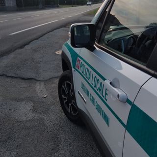 Nuovo inseguimento della Polizia locale sulla 161