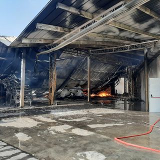 L’incendio alla Speed a None