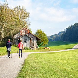 Una ‘domenica sportiva’ a Torre Pellice, dall’hockey al nordic walking