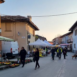La Fiera di domenica a Pancalieri La Fiera di domenica a Pancalieri