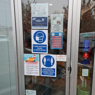 La porta forzata del Podio sport di Pinerolo