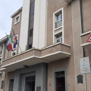 La raccolta rifiuti costerà di più, ma lo avvertiranno soprattutto imprese e negozi
