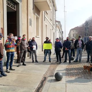 La protesta degli ambulanti a Pinerolo