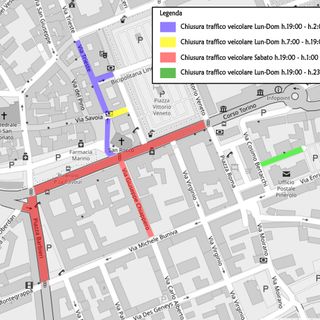 Più spazio ai dehors dei locali: Pinerolo chiude anche un tratto di via Saluzzo