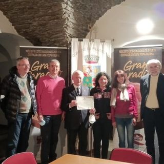 La cerimonia di stamattina per il conferimento della cittadinanza onoraria di Pragelato a Umberto Raspini La cerimonia di stamattina per il conferimento della cittadinanza onoraria di Pragelato a Umberto Raspini