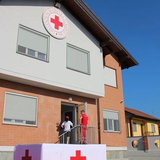 A Vigone farmaci e alimentari li porta a casa la Croce rossa