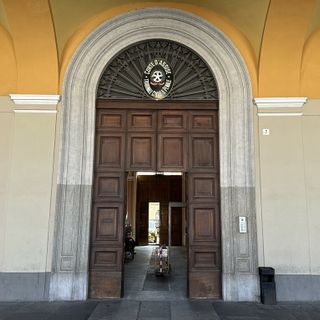 Ingresso del tribunale di Cuneo