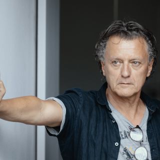Al Carignano la volontaria &quot;visione cieca&quot; di Molly Sweeney dipinta da Binasco