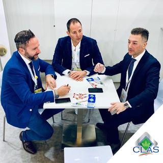 La CLAS presente al SIAL di Parigi, la più importante vetrina internazionale della filiera agroalimentare, per promuovere  i prodotti di Imperia e della Liguria