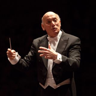 Pinchas Steinberg inaugura la Stagione de &quot;I Concerti&quot; al Teatro Regio