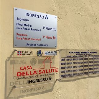 casa della salute - foto d'archivio