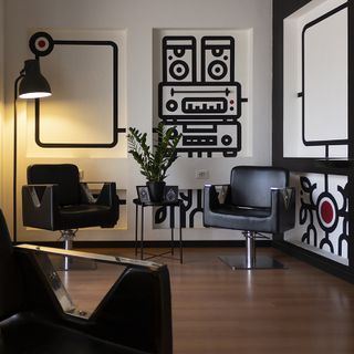 MPR Rainbow Sound. Musica e arte sotto i portici di via Sacchi a Torino MPR Rainbow Sound. Musica e arte sotto i portici di via Sacchi a Torino