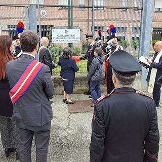 Intitolata al Carabiniere Giovanni Manescotto la caserma di Carignano
