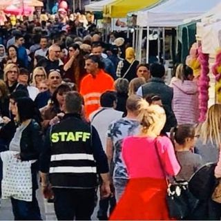 Festa d’Estate in via Monginevro: una domenica pedonale tra artigianato, sapori e divertimento Festa d’Estate in via Monginevro: una domenica pedonale tra artigianato, sapori e divertimento