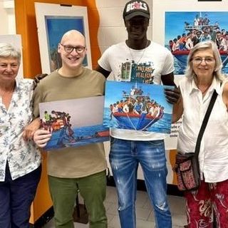 Un momento dell'inaugurazione della mostra a Nichelino