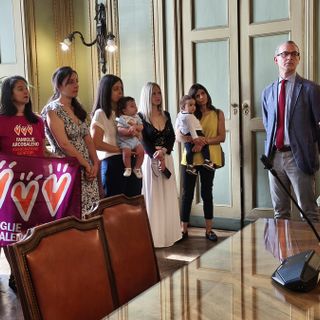 Riprendono le registrazioni dei figli di coppie gay a Torino