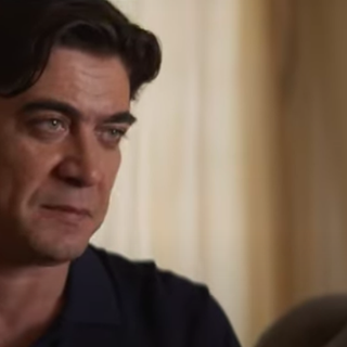 Un primo piano di Riccardo Scamarcio