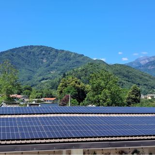 I pannelli fotovoltaici sul cimitero di Lusernetta