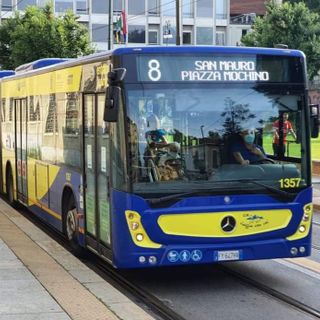 Venerdì anche a Torino bus in sciopero h24 (foto d'archivio)