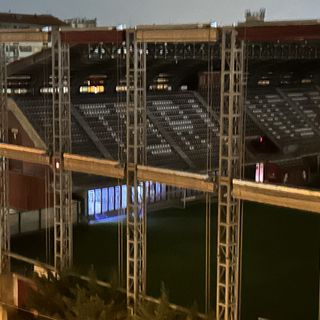 “Attenzione, evacuare lo stadio”: scatta il falso allarme al Fila e il quartiere passa una notte insonne [VIDEO]