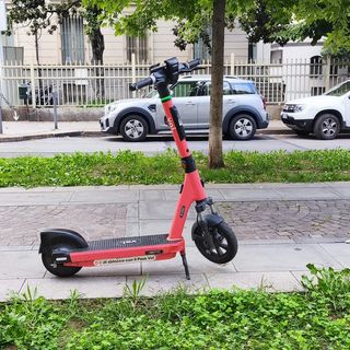 Monopattini in centro e Crocetta: nuovi stalli per il parcheggio, più multe e meno noleggi