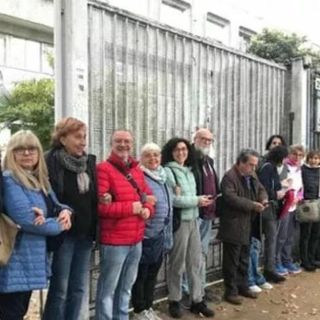 I professori del Primo fanno cordone contro i giovani militanti della Meloni