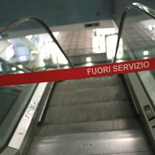 Restyling per la metropolitana: rinnovo di scale mobili ed ascensori