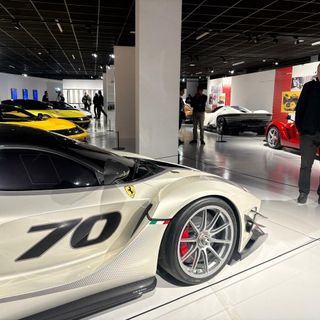 11 supercar inaugurano il nuovo spazio dedicato al design
