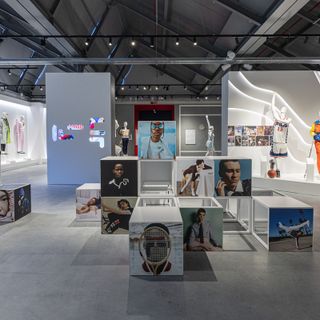 Fondazione FILA Museum ha scelto gli spazi della storica fabbrica del brand biellese per dare vita al nuovo FILA Brand Experience Center, pronto ad aprire i battenti il 14 e 15 novembre.