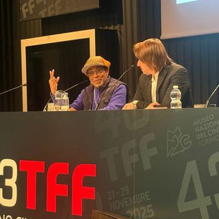 Spike Lee al 43° TFF spegne la polemica: “Nulla contro Sinner. Vorrei una sua racchetta per la mia collezione”
