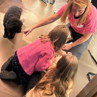 Nota azienda di Moncalieri regala ore di pet therapy all’ospedale Santa Croce