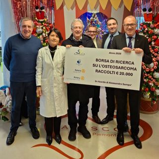 Consegnati i fondi raccolti con lo spettacolo “Luce in Sala”