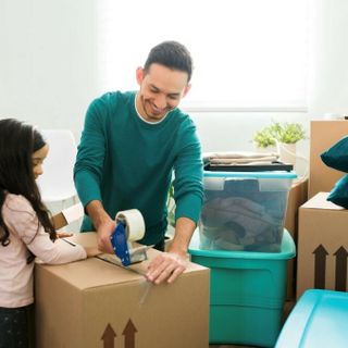 Inventario, etichette, documenti: la check-list indispensabile per un trasloco internazionale