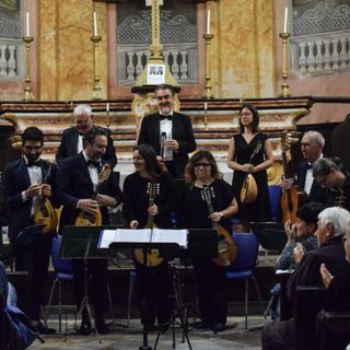 Orchestra Mandolinistica Città di Torino  in concerto con “I Cantastorie”