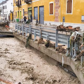 Una foto dell'alluvione che mise in ginocchio Monteu da Po