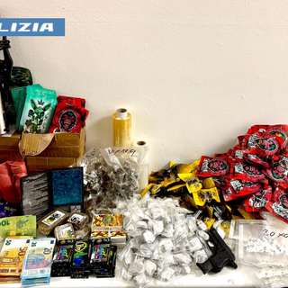 Oltre quattro chili di droga in un garage di Parella: arrestato un ventenne a Torino
