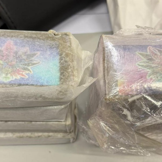 Droga in auto e contanti: tre giovani bloccati dalla Polizia