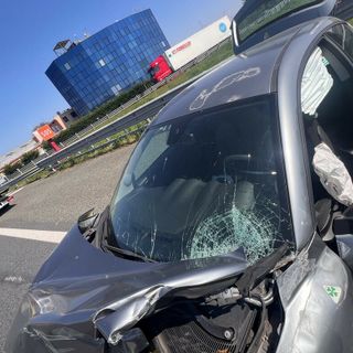 Brutto incidente sulla tangenziale sud: 4 veicoli coinvolti e 3 feriti