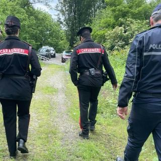 Carabinieri e Polizia locale di Nichelino impegnati in un controllo