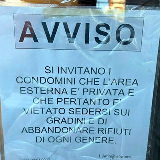 Polemica in via Ponderano per gli schiamazzi serali